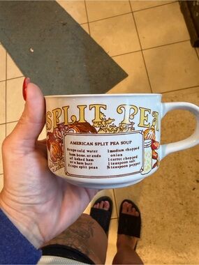 Split Pea Soup Ceramic Mug with Handle - White and Yellow